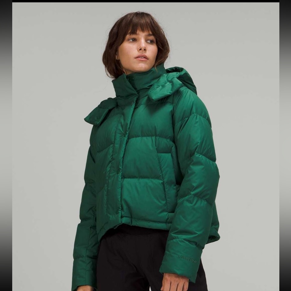 SOLD Lululemon cropped puffer